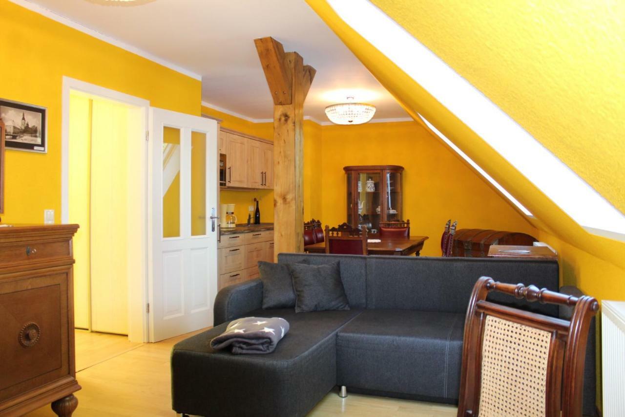 Heinrich's & Guest house